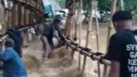 Banjir Longsor Melanda Baduy, Dilaporkan Sejumlah Rumah Rusak dan Jembatan Hanyut
