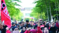Munafri dan Aliyah Rayakan May Day Bersama Buruh di Makassar